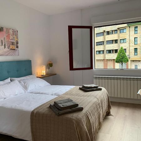 Apartamentos Santullano 1 오비에도 외부 사진